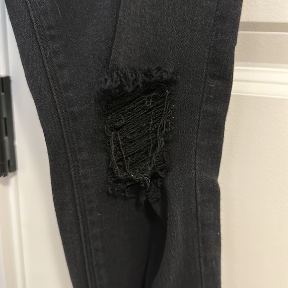 Black Express Cropped Jegging with Raw Hem and Ripped Knees - Picture 2 of 5